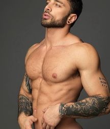 guys4gays 59d6dd8f88ebf.jpg