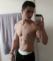 guys4gays 59d6dd9e0f8ff.jpg