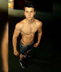 guys4gays 59d6ddaf25aeb.jpg