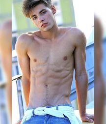 guys4gays 59d6ddbf390f6.jpg