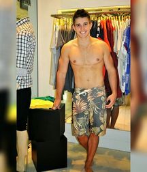 guys4gays 59d6ddd7889ca.jpg