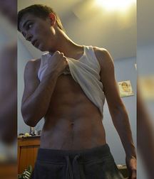 guys4gays 59d6dded77133.jpg