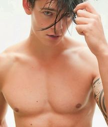 guys4gays 59d6de2a456cc.jpg