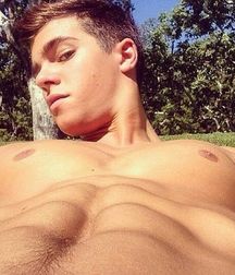 guys4gays 59d6de4e35a65.jpg