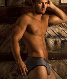 guys4gays 59d6de61750a9.jpg