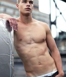 guys4gays 59d6de7dc810a.jpg