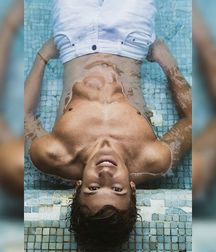 guys4gays 59d6dea6f30c5.jpg