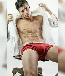 guys4gays 59d6deb1adb09.jpg