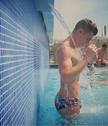 guys4gays 59d6dedea816d.jpg