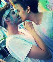 guys4gays 59d6defe9f425.jpg