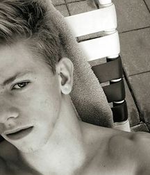 guys4gays 59d6df4d23597.jpg