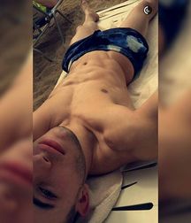 guys4gays 59d6df551337a.jpg