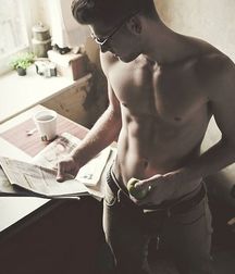 guys4gays 59d6df7716f2a.jpg