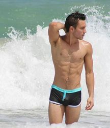 guys4gays 59d6df975c284.jpg