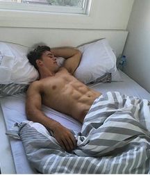 guys4gays 59d6dfb4ad8d5.jpg