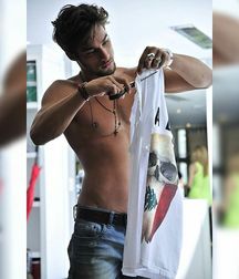 guys4gays 59d6dfc12a1e9.jpg
