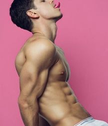 guys4gays 59d6dfd47d9b3.jpg