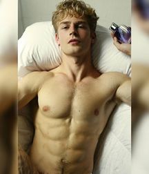 guys4gays 59d6dfdfb2397.jpg