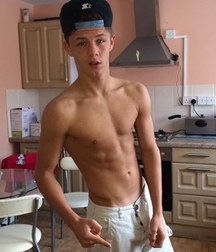 dark haired twink 59dc199bc438b.jpg
