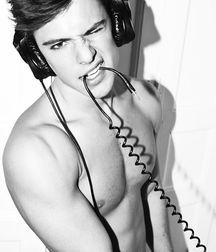 dark haired twink 59dc19a56784a.jpg