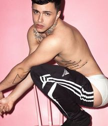 dark haired twink 59dc19ba45641.jpg