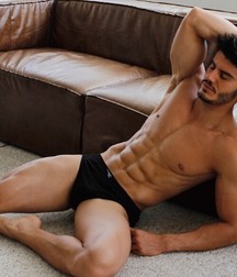 dark haired twink 59dc19bedba32.jpg
