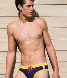 dark haired twink 59dc1a049c38a.jpg