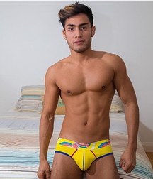 dark haired twink 59dc1a74a967d.jpg