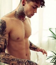 hotnwild 59dc1add0dffd.jpg