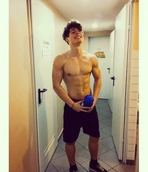 modelsboys 59e00b03c468c.jpg