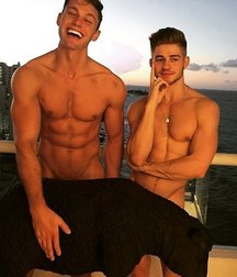 modelsboys 59e00b19c0377.jpg