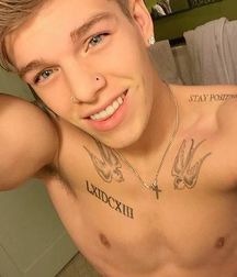 modelsboys 59e00b3bc0475.jpg
