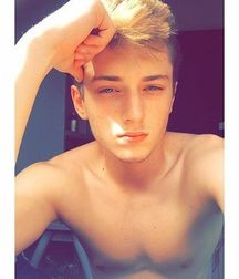 modelsboys 59e00b4908cbd.jpg