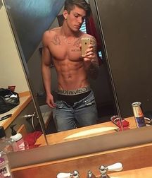 modelsboys 59e00b5eb893e.jpg