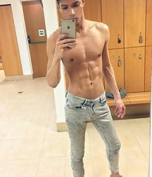 modelsboys 59e00b7ba3141.jpg
