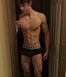 modelsboys 59e00b84bfded.jpg
