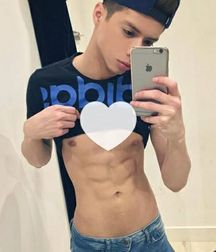 modelsboys 59e00b8cadf0e.jpg