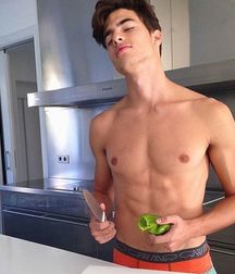 modelsboys 59e00bb318628.jpg