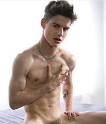 modelsboys 59e00bc8e8b20.jpg