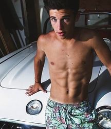 modelsboys 59e00bd903710.jpg