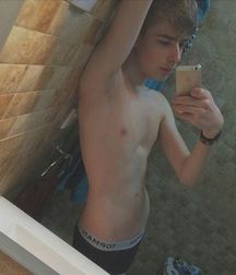 modelsboys 59e00bdf1c9db.jpg