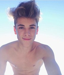 modelsboys 59e00be50d410.jpg
