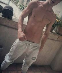 modelsboys 59e00c00292b4.jpg