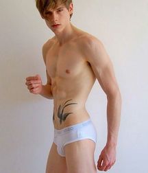 modelsboys 59e00c33cd970.jpg