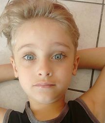 modelsboys 59e00c490ce3c.jpg