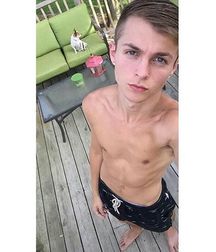 modelsboys 59e00c54932b0.jpg