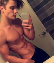 modelsboys 59e00c69b26de.jpg