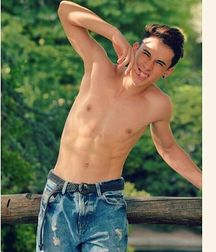 modelsboys 59e00c87986b6.jpg