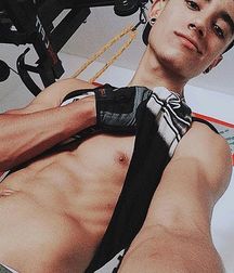 modelsboys 59e00cbf4af2c.jpg