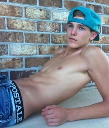 boys in the wild 59e00f3d0204d.jpg
